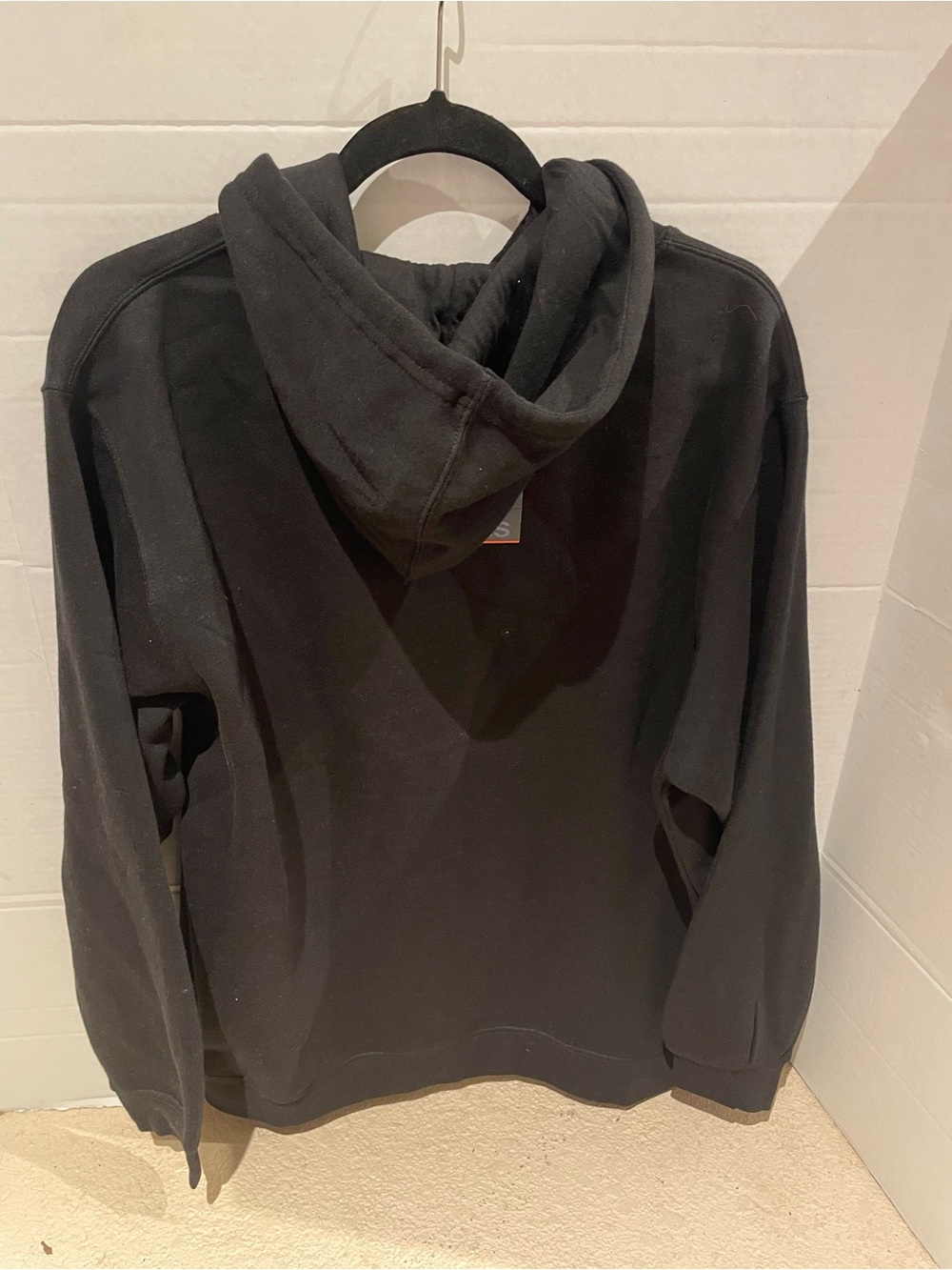 Live and Tell Black Pullover Hoodie Size Large NWT
